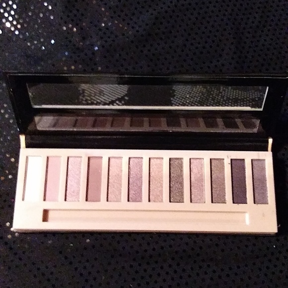 L.A. Girl NUDES Eyeshadow Collection New! 12 Shades! - Picture 6 of 8